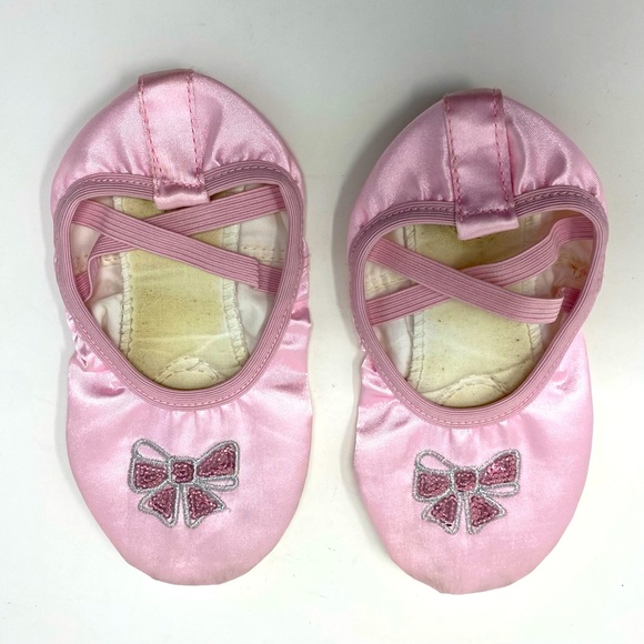 Source Unknown Other - Pink Sequined Ballet Slipper Shoes